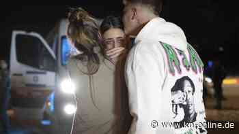 Nahostkonflikt: Junge Geiseln nach Freilassung wie „Schatten von Kindern“