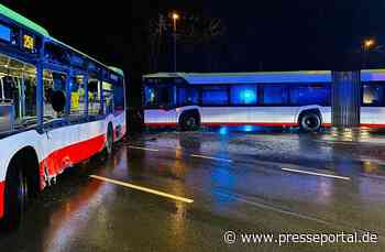 FW-GLA: Busse kollidieren im Kreuzungsbereich, mehrere verletzte Personen (MANV 5)