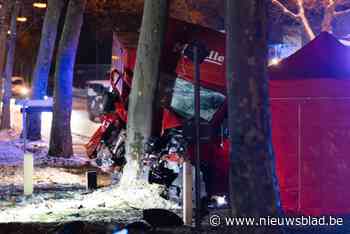 Christian (51) overlijdt na zware klap tegen boom, collega’s aangeslagen: “We denken nu vooral aan zijn vrouw en kinderen”