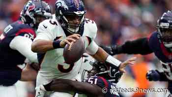 Broncos fail to convert a third down for first time in nearly 30 years