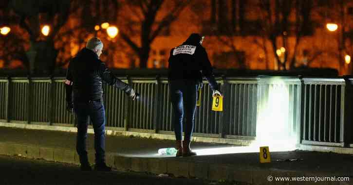 Islamist Radical Stabs Tourist to Death, Then Cries Out 'Allahu Akbar,' Officials Say
