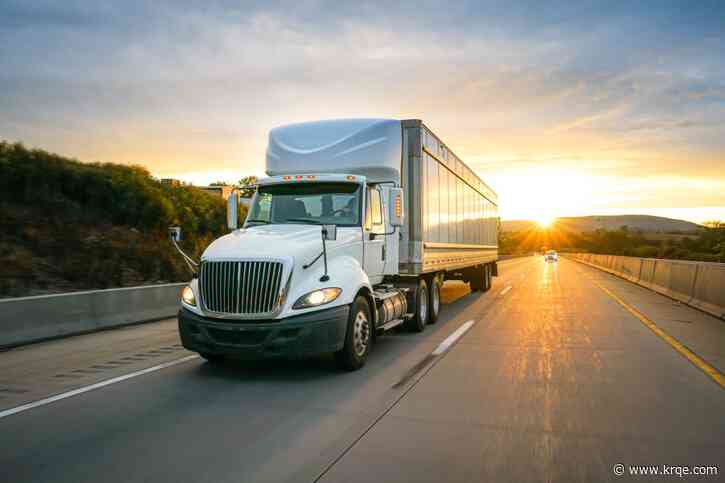 NMSP reminding tractor truck drivers to stay in the right lane