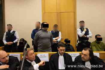 Speurders getuigen over moeizaam beschuldigdenverhoor: “Ga uw job doen en blijf van mijn gsm af”