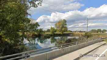 Windsor man dies after vehicle crashes into creek near Wallaceburg