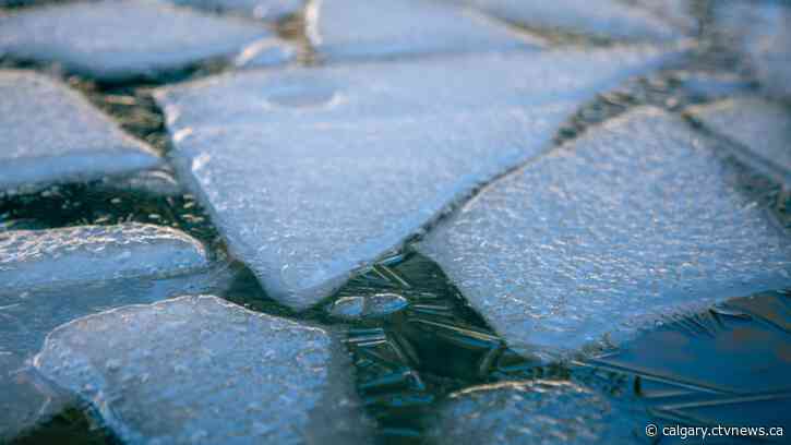 Stay off the ice, warns Calgary Fire Department