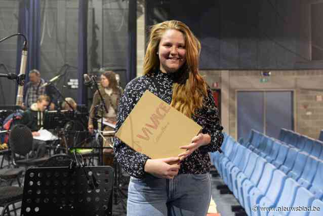 Amper 23-jarige studente Sofie gaat 180-jarige concertband leiden: “Ik zal er alles aan doen om mijn voorganger niet teleur te stellen”