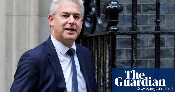 UK ministers considering limit on foreign care workers’ dependants