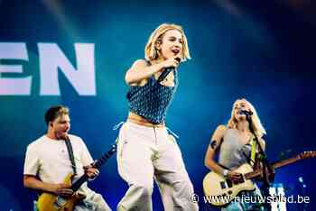 Pommelien Thijs voegt extra show in Waregem Expo toe na uitverkochte clubtour: “Het wordt meteen ons grootste optreden”