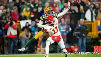 Officiating mistakes mar final drive of Packers' win over Chiefs on 'Sunday Night Football'