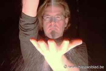 Hamse koor Cantamabile versterkt project Creatura met zandkunstenaar Boie