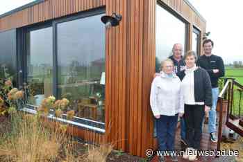 Lucile (86) leeft “als God in Frankrijk” in tuin van haar zoon: “Het is nu aan ons om iets voor haar te doen”