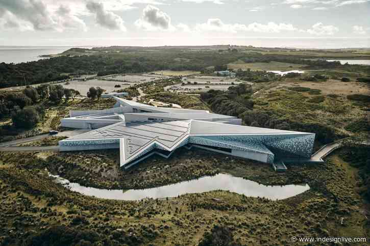 A colour-changing visitor centre bridges eco-tourism and conservation on Phillip Island