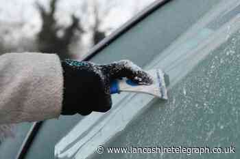 Hyndburn police warn of £40 fine for defrosting car like this