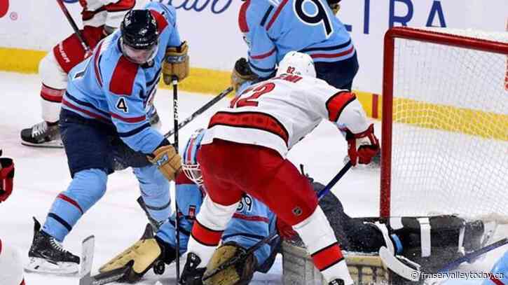 Ehlers, Brossoit shine as Jets edge Hurricanes 2-1