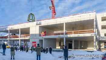 Holzkirchen: Richtfest an der neuen Mittelschule