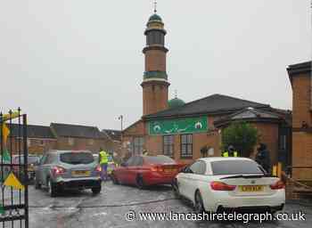 £13,100 raised for Gaza appeal by Blackburn mosque