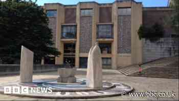 Police officer avoids jail over child abuse images