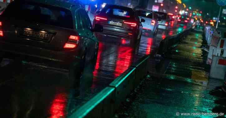 Einschränkungen im Verkehr: Eisregen in Bayern