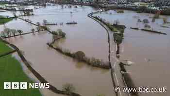 Floods cancel trains to and from Devon and Cornwall