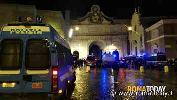 Comunità ebraica in sit in a Roma, piazza del Popolo blindata. Controlli con metal detector