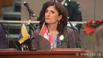 Hamilton councillor can vote on police budget even though her son is an officer: integrity commissioner