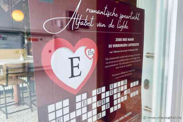 Winkeliersvereniging viert Valentijn met romantische speurtocht