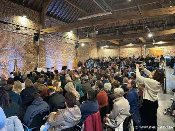Leerkrachten academie spelen concert in De Cam