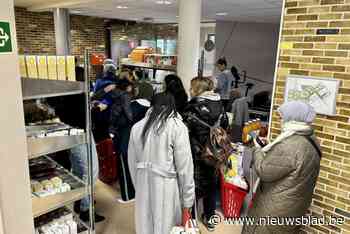 Nieuwe solidaire kruidenierszaak meteen een succes: “Het blijkt dat er een grote vraag naar is”