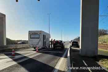 Man blaast positief, geeft rijbewijs af en... kruipt opnieuw achter het stuur: “Hebben zijn auto dan maar afgenomen”