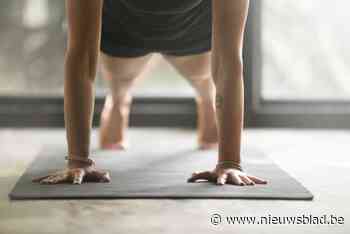 Zwem je zen in zwembad Sorghvliedt tijdens yogasessie op het water