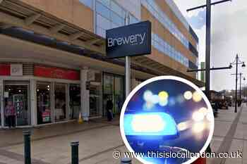 Knife-wielding gang threaten male near The Brewery in Romford