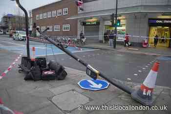 Oval Tube station police van and double decker bus crash was 'chaotic'