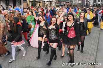 Niet verkleed de straat op? Wacht tot de Laatste 100 Dagen!