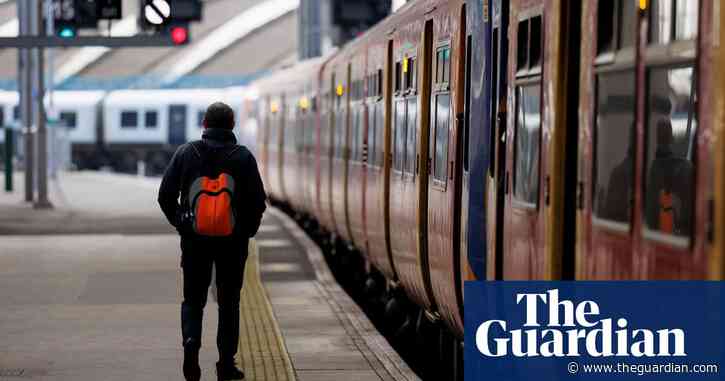 Why is minimum service law not being used for England train strikes?