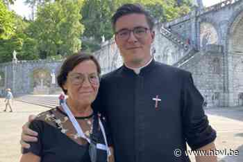 Priester Wim schrijft ontroerend lied voor overleden moeder