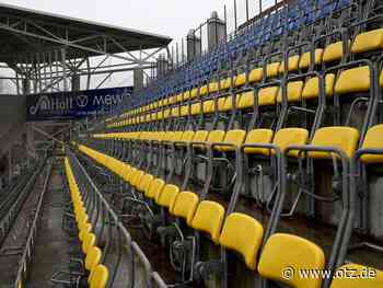 Ernst-Abbe-Sportfeld in Jena: Westtribüne bekommt neue Stühle
