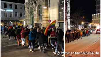 Erneut demonstrieren 1000 Menschen gegen rechts in Rosenheim: Wo es dieses Mal Probleme gab