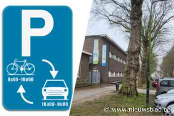 Niel voert aan schoolpoorten ‘flexparkeren’ in, maar dat wordt niet op algemeen applaus onthaald