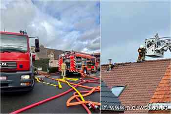 Schouwbrand slaat over op dak, brandweer grijpt in
