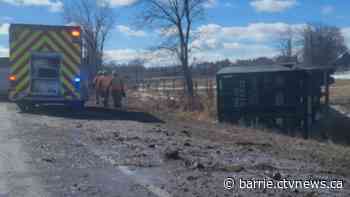 Transport truck rollover on Highway 11 in Oro-Medonte under investigation