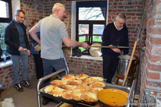 Veel volk voor gratis geutelingen in Ovenmuseum