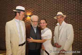 Foe de Tejatre mocht stukje familiegeschiedenis van Walter Van den Broeck spelen: “In tranen kregen we allemaal een knuffel”