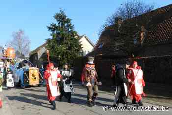 De Papboeren vieren carnaval in Wortel
