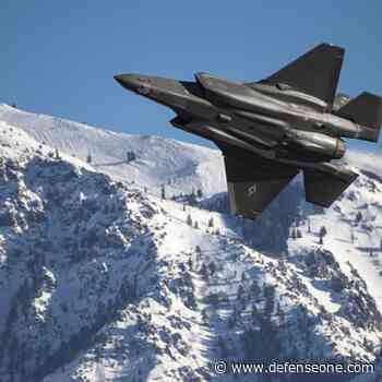 Air Force will narrow its pool of robot wingman vendors within ‘next few months’