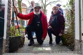 Nieuwe gedenktegels voor omgekomen Margriet en Cees: 'Door de tegel bleven we over hen vertellen'