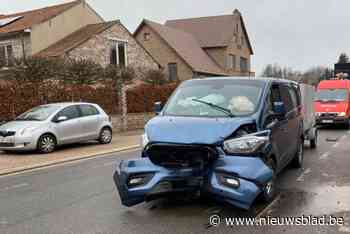 Frontale botsing in Gingelom: Truienaar (49) gewond