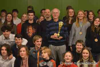 Kampioen der Kampioenen Leo Van Ginckel begon pas op zeventigste met competitielopen: “Nu komen de titels bijna vanzelf”