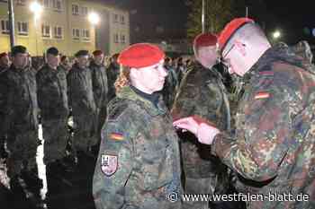 Fluthelfer bei der Bundeswehr in Höxter feierlich ausgezeichnet