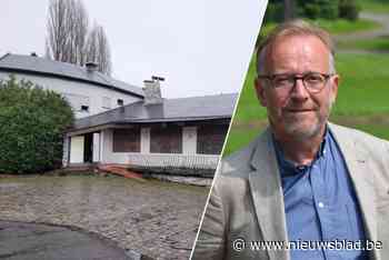 Brandstichting en vandalisme schering en inslag in twee kraakpanden, en dat nabij school: “Dit kan niet blijven duren”