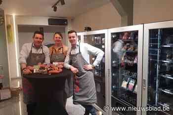 Ricardo (22) start automatenboetiek in voormalig bankkantoor: “Inspelen op verdwijnen dorpswinkels”